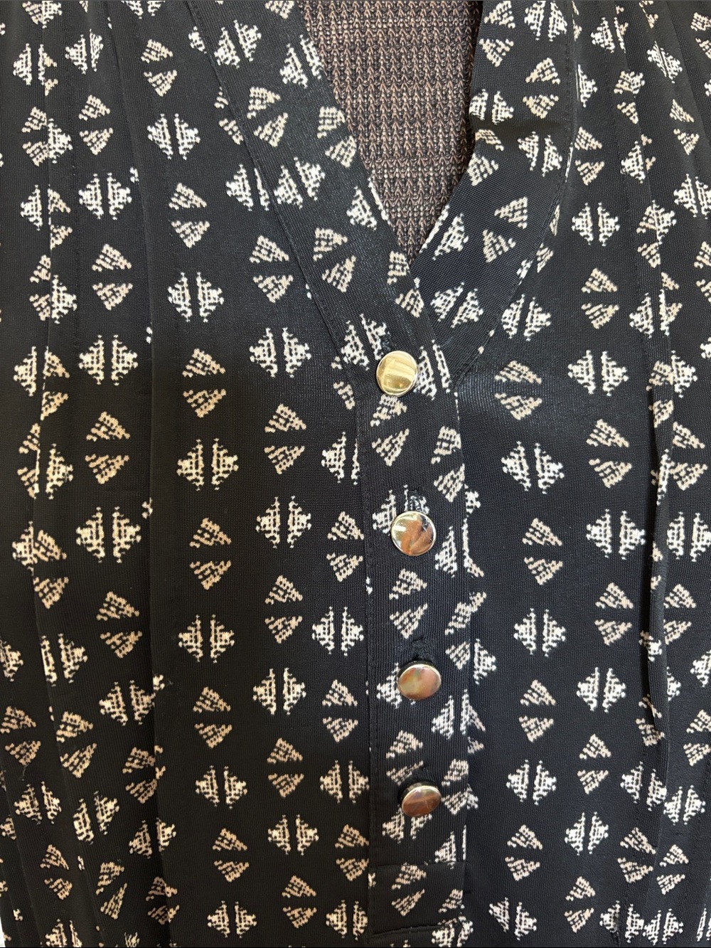 Cocomo Black Short-Sleeve Buttoned Print Blouse NWOT S - Picture 6 of 8